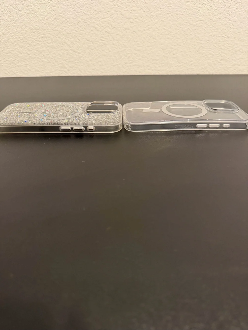 iPhone 16 Pro Case Bundle – Case-Mate Glitter MagSafe + OtterBox Clear MagSafe